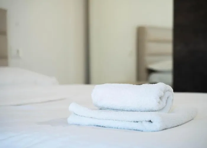 Hideaways, Free Parking & Breathtaking View Lägenhet