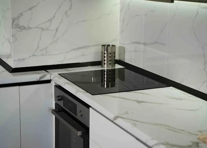 Hideaways , Breathtaking View & Free Parking דירה