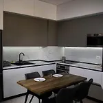 Hideaways, Free Parking & Breathtaking View דירה *