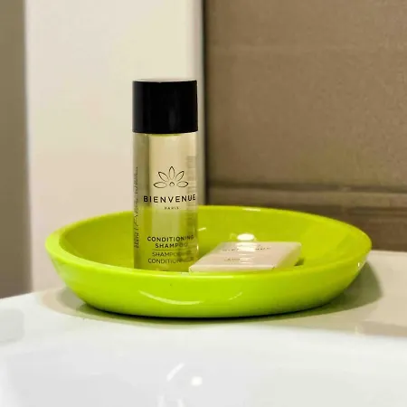 Hideaways , Breathtaking View & Free Parking Lägenhet